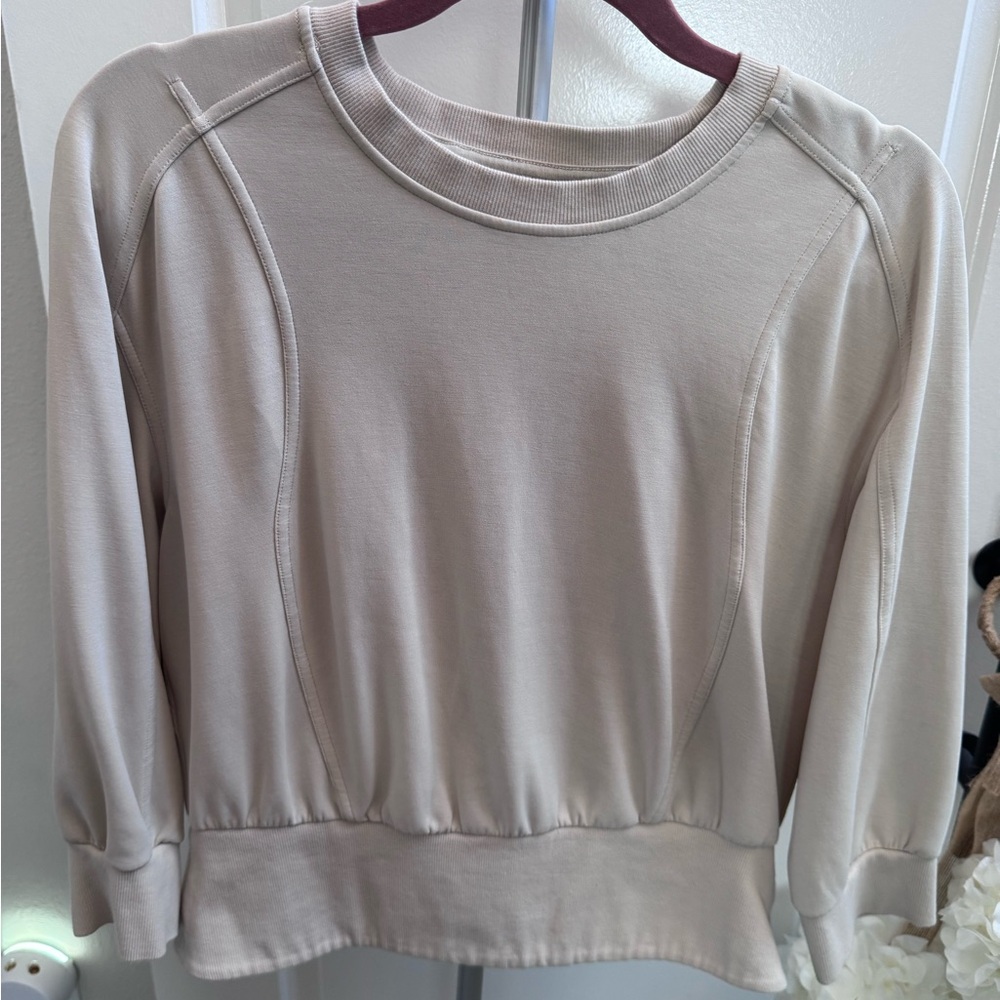 Lululemon Athletica Cream Sweatshirt - Bone color